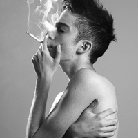 男生抽烟头像