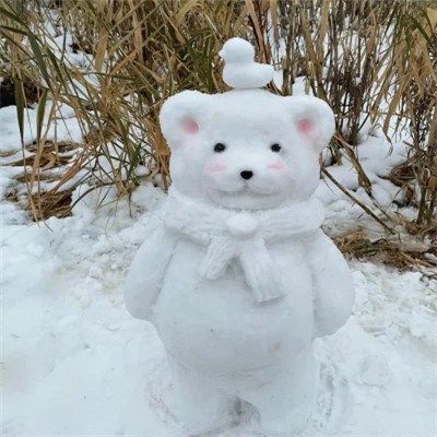 真实可爱的雪人微信头像图片